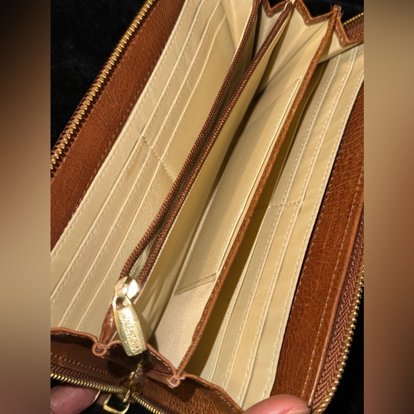 Valentina Tan Leather Wallet with Gold Zipper - Picture 5 of 13